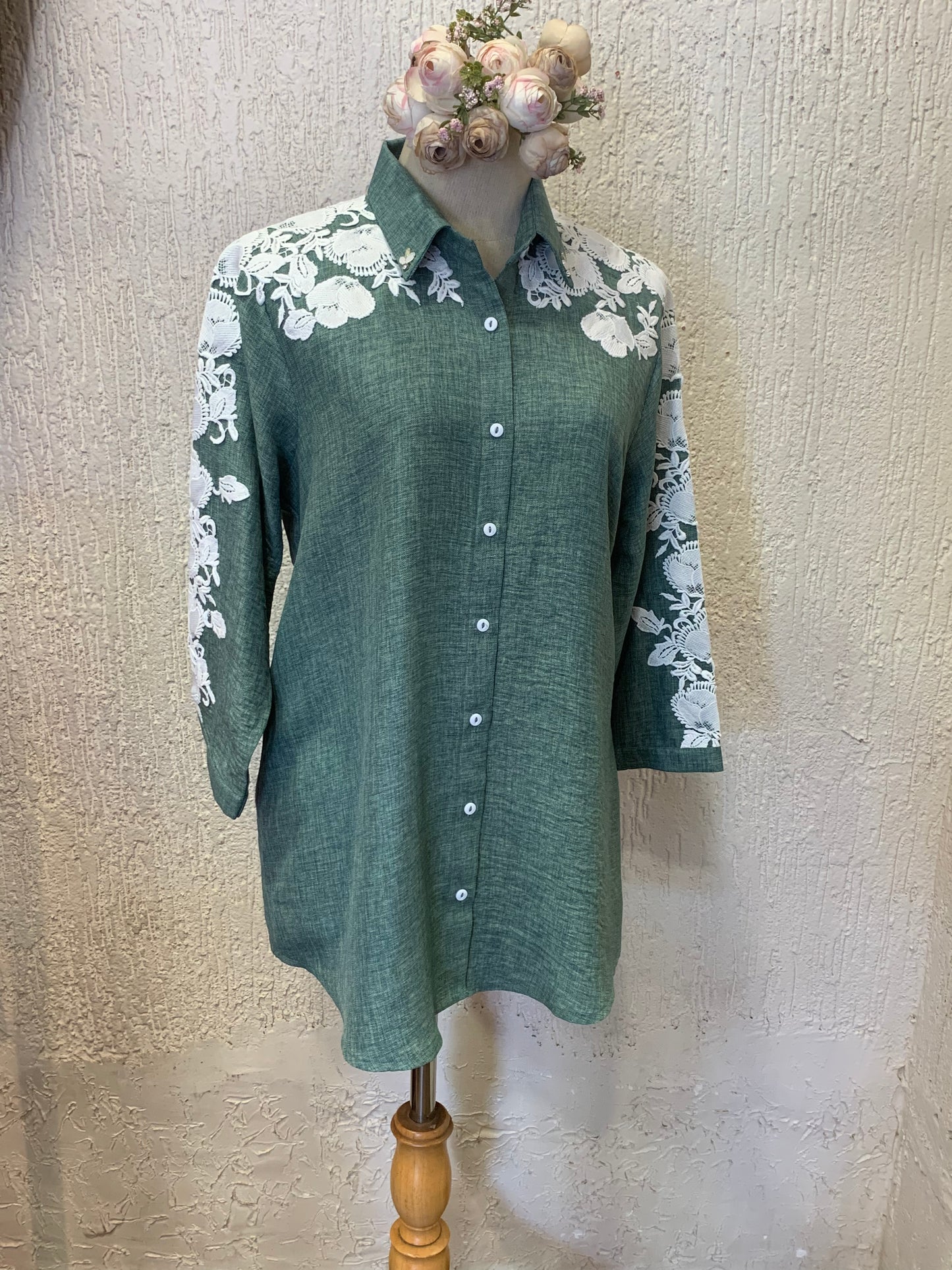 Lacey Daisy Shirt